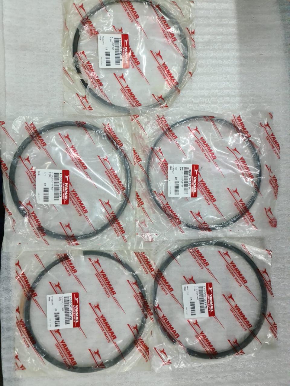 Piston ring sets